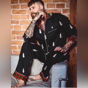 Averie Men’s Angelo Two Pieces Pajama Set Christmas Tree Festive Photo Sesion